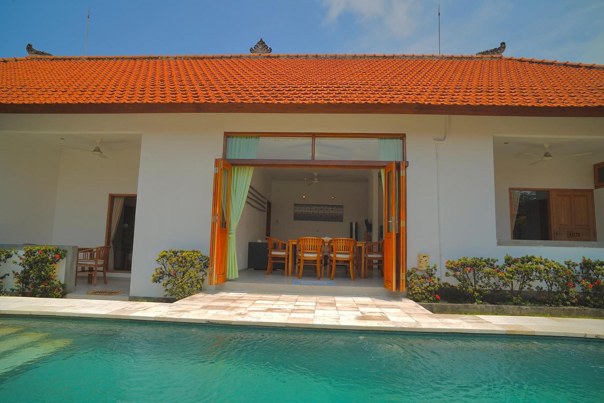 Villa Seruni Lovina Exterior photo